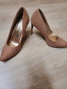 Nude New Look high heels size 4