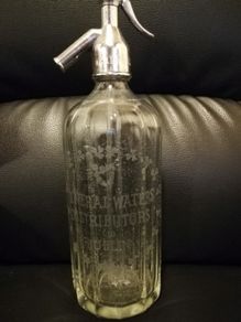 vintage Thwaites Dublin mineral waters syphon
