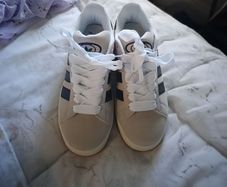 Adidas campus