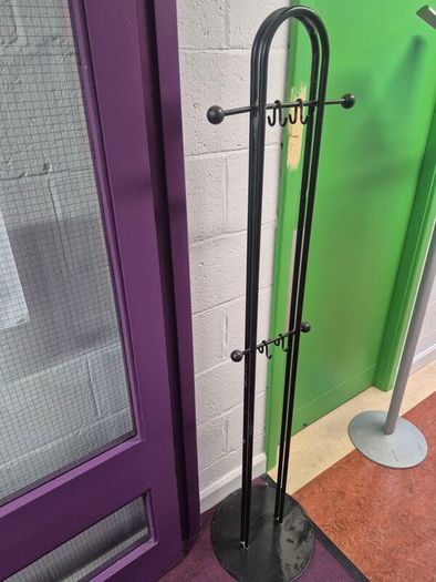 Coat stand