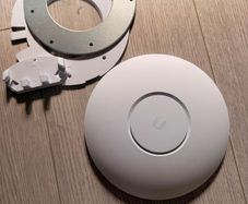 Ubiquiti UniFi AP AC Pro (UAP-AC-PRO) WiFi Access Point