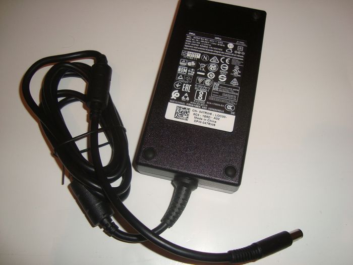 Genuine Laptop Power Adapter Charger Dell 180w LA180PM180