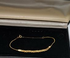 18 ct  yellow gold bracelet