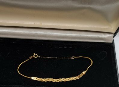 18 ct  yellow gold bracelet