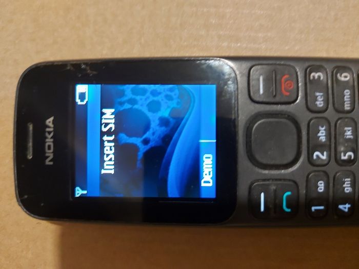 Nokia Model 100  RH-130, in excellent condition