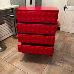 Chest of drawers