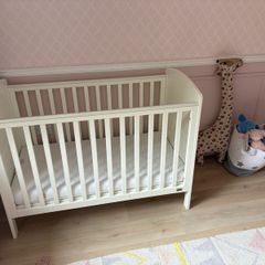 Dover Cot (Mamas & Papas)