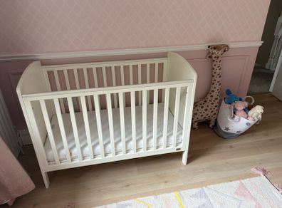 Dover Cot (Mamas & Papas)