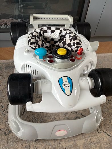 Babylo racing car walker