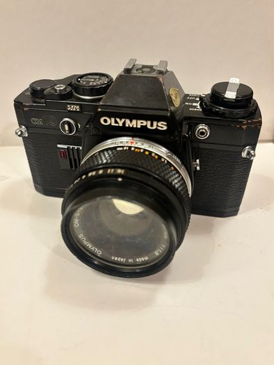 2x Olympus OM10 Film Camera