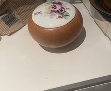 Vintage wooden trinket box with Pansy flower design on lid