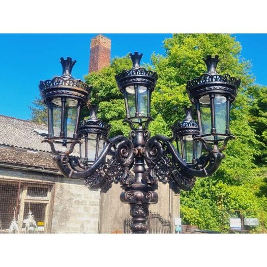 Cast Iron Street Lamp D1075