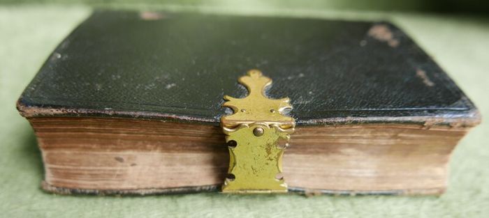 Antique 1852 Holy Bible New And Old Testaments