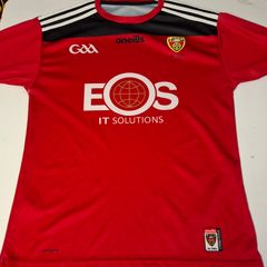 (Tight Fit) Down GAA O'Neills Gaelic Football Jersey (Adult Medium) FREE POST