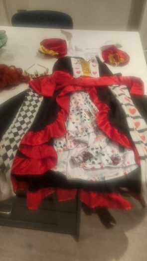 queen of hearts costume