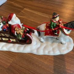 Villeroy & Boch rare collectible Santa Sleigh with candle holder