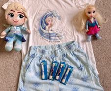 Disney Frozen Bundle