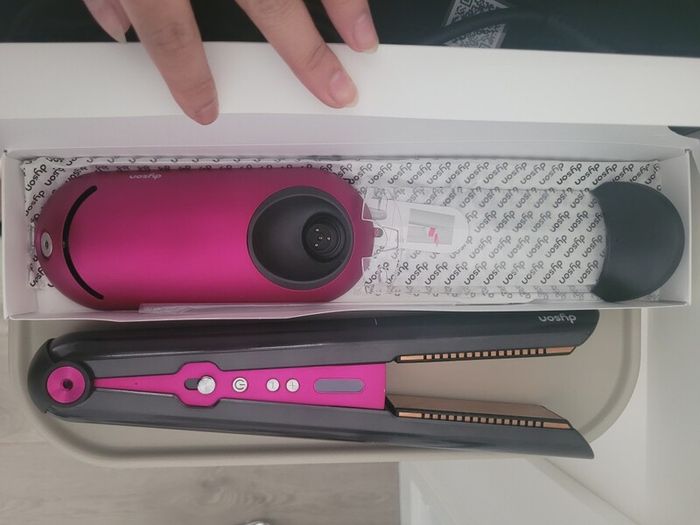 dyson straightener