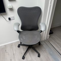 Herman Miller Mirra 2 Office Chair