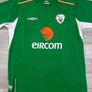Vintage 2004 Umbro Ireland Home Jersey Shirt Mens Medium Image 2