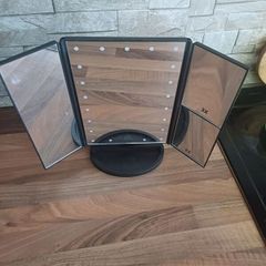 tabletop mirror
