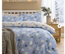 Peaceful Festive Doves Duvet Set- King Size Reversible