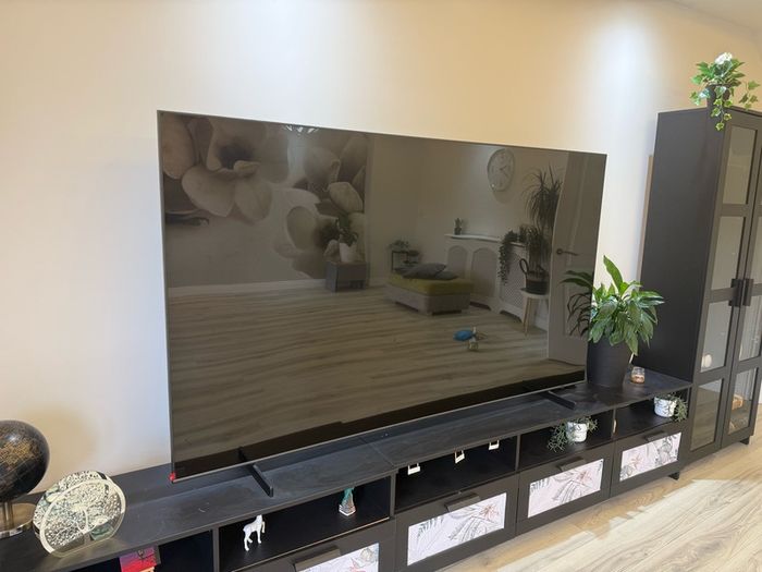 Samsung 85 4K UHD Smart TV Excellent Condition
