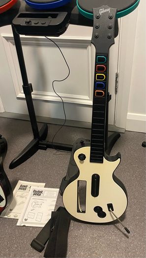 READ Wii Band Hero Guitar Nintendo