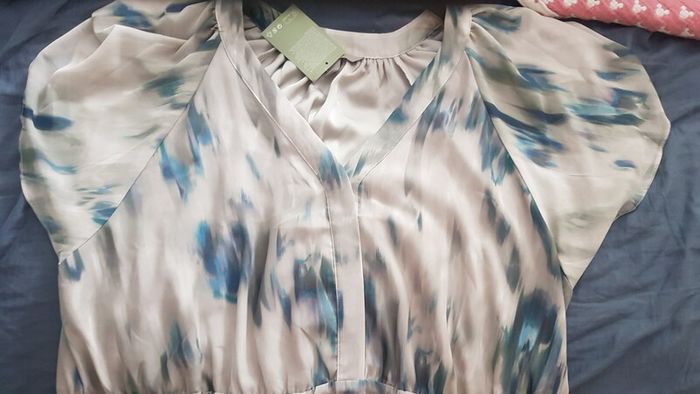 Beautiful Dress Size 18 - H&M