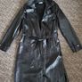 Simona -a trench coat Image 2