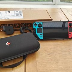 Steam Deck OLED 512GB, DBrand Killswitch Case, Cover, Thumbstick Grips/Caps, official charger + case, screen protector