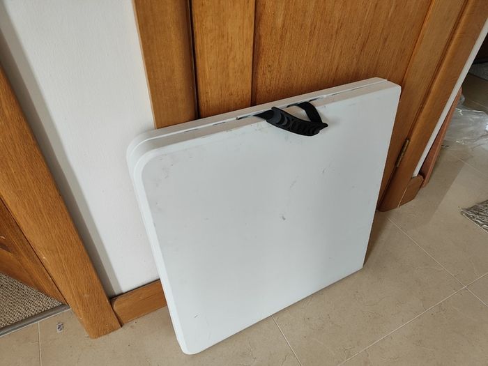 Folding Table