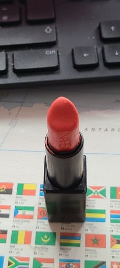 Nars Audacious Lipstick in Geraldine