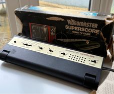 1976 Videomaster Superscore VM-8 Pong Console