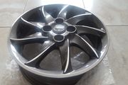 1 x Near New Genuine Toyota Yaris Hybrid Podium 15'' Alloy Wheel - Nationwide Delivery