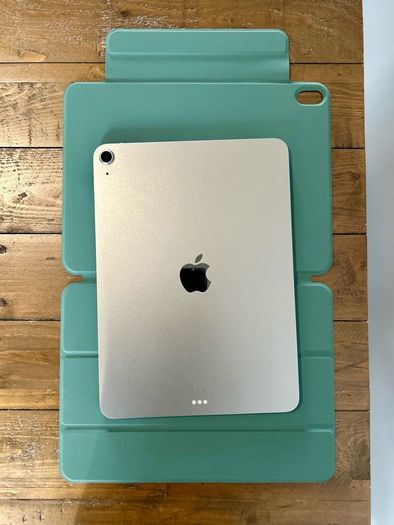 iPad Air M4 11 inch 128GB, Space Grey, 100% Battery, Like New