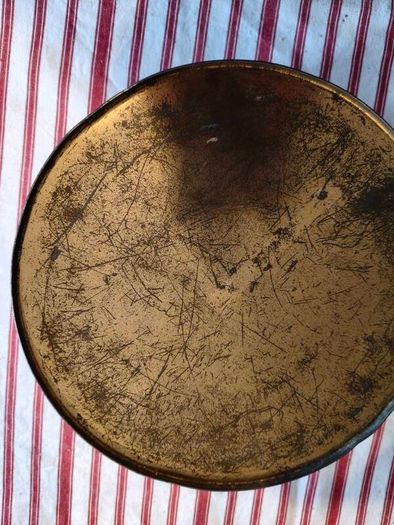 Old Biscuit tin