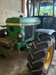 John Deere 2850