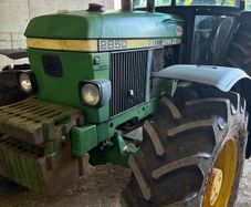 John Deere 2850
