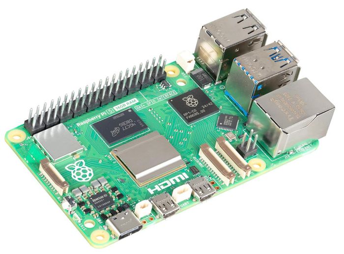 Raspberry Pi 5 8 GB Kit (Metal Case | Active Cooling | M.2 NVMe PCIe SSD | Micro HDMI 4K | ideal for Home Assistant and smart home)