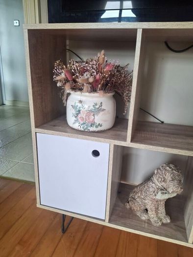 Shelving unit