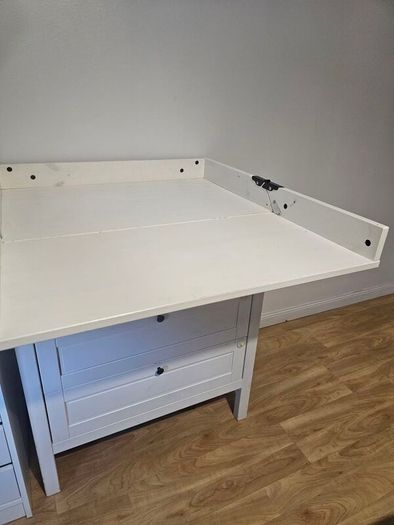 changing unit