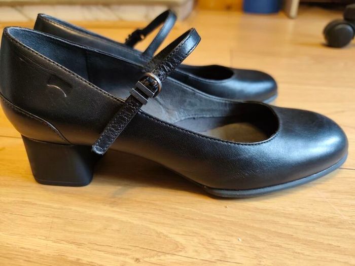 Camper Katie Black Leather Mary Janes  New Without Tags
