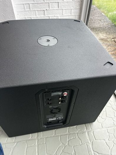 Ev bass bin