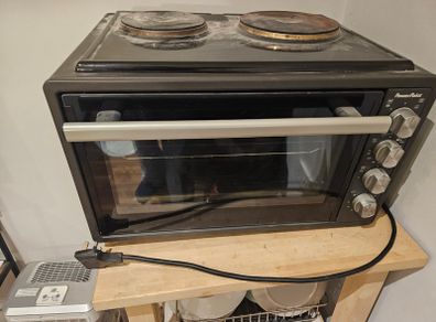 electric oven