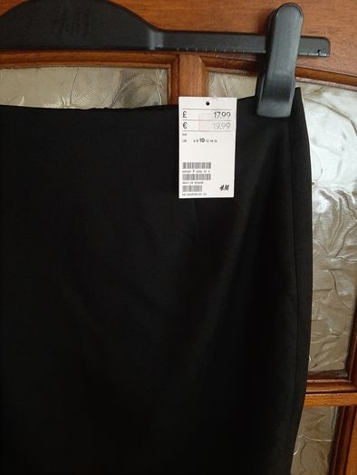 Bnwt H+m Skirt, Size 10