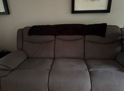 Electric reclining sofas