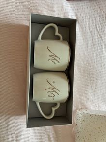 Mr & Mrs Cups