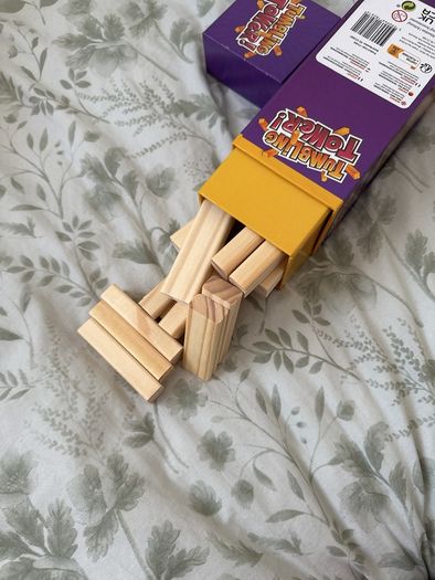 Jenga Tumbling tower
