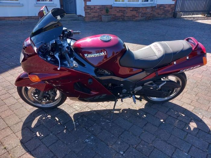 2002 Kawasaki zzr 1100